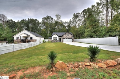 114 Cumbahee Trail, Greenville, SC 29611 - photo 2