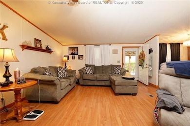 90 Chambers Dr, Danville, WV 25053 - photo 4