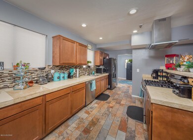 8439-25th_mls-10