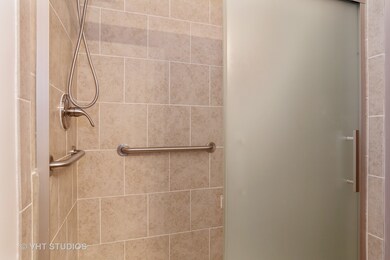 1650 Grove Ave unit B, Schaumburg, IL 60193 - photo 7