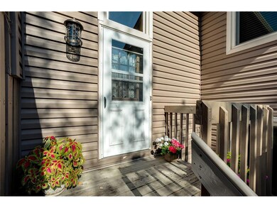 8717-Cottonwood-Ln-N-002