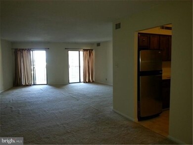 21421 Valley Forge Cir, King of Prussia, PA 19406 - photo 2