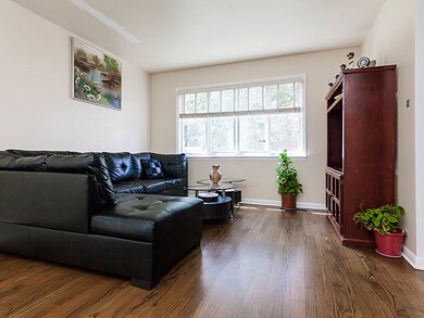 6155 N Sacramento Ave, Chicago, IL 60659 - photo 2