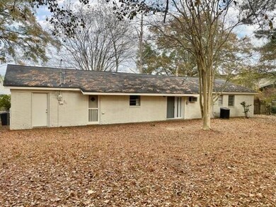 227 Veterans Memorial Dr, Kosciusko, MS 39090 - photo 4