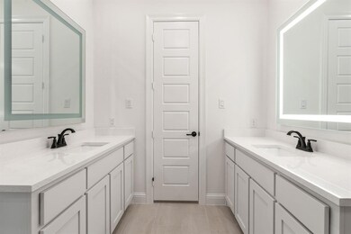 8309 Sayers Ln, North Richland Hills, TX 76182 - photo 6