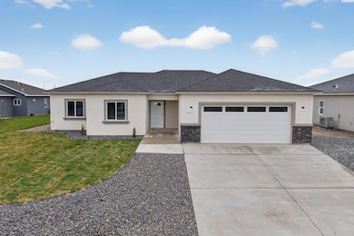 605 E Eureka Ave, Pasco, WA 99301 - photo 7