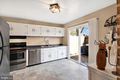 53 Wood Cir unit 53, Reading, PA 19607 - photo 6