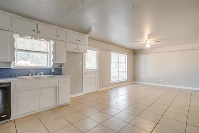 5608 Trail Lake Dr, Fort Worth, TX 76133 - photo 6