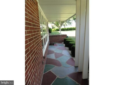 1516 Oak Rd, Pennsburg, PA 18073 - photo 3