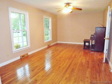 2666 Woodford Ave, Hayes, VA 23072 - photo 4