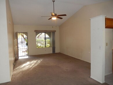 Entry-Great Room-Vaulted Ceiling