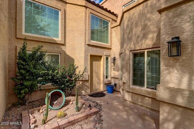 06-W Port Royale Ln-006
