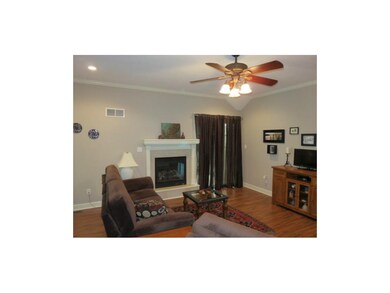 603 Meadowlark Dr, Raymore, MO 64083 - photo 4