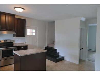 25 Broad St unit 2, Nashua, NH 03064 - photo 3