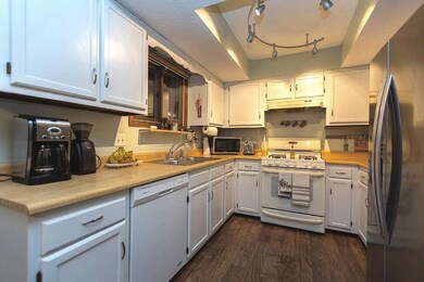 Shannon kitchen showing window