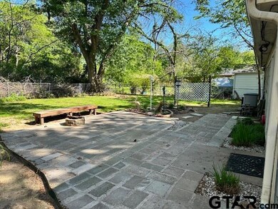 2916 Crestview St, Tyler, TX 75701 - photo 2