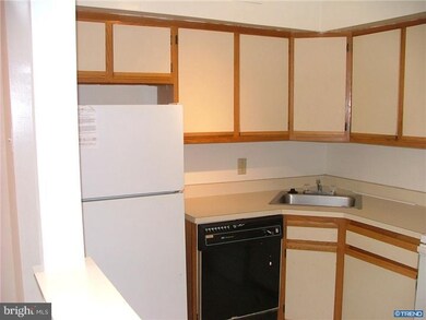 209 Highland Blvd unit B, New Castle, DE 19720 - photo 6