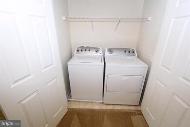 3024 Rittenhouse Cir unit 37, Fairfax, VA 22031 - photo 5