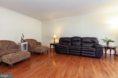 8 Litchfield Ln E, Martinsburg, WV 25405 - photo 3