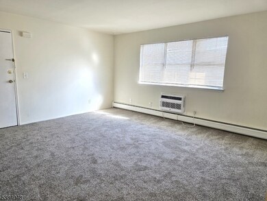 1041 Ridge St unit B 43, Phillipsburg, NJ 08865 - photo 5