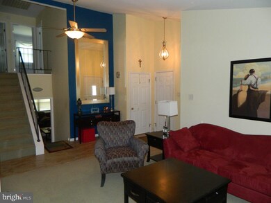 109 Chesapeake Dr, Newtown, PA 18940 - photo 4