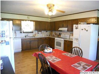 Large eat in kitchen