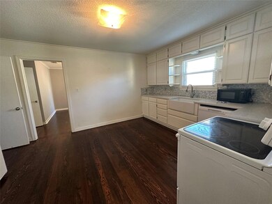 305 S Trinity St, Decatur, TX 76234 - photo 5