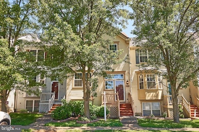 429 Mcdaniel Dr, Purcellville, VA 20132 - photo 2