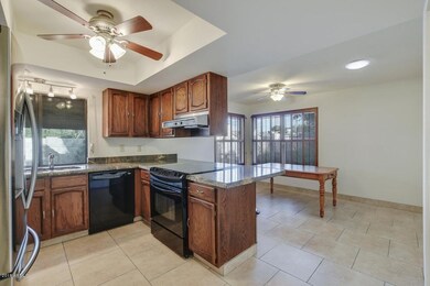 2404 West Kiowa Circle 16