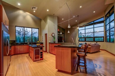 009_Kitchen & Family Room