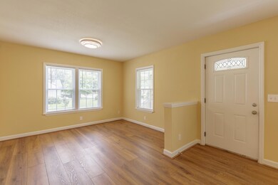 129 N Moore HD-14