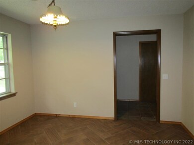 310 Tanglewood Dr, Tahlequah, OK 74464 - photo 3