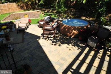 17320 Pickwick Dr, Purcellville, VA 20132 - photo 4