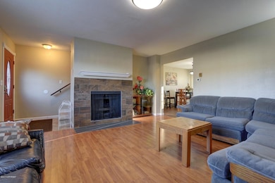 3834 Carleton Ave, Anchorage, AK 99517 - photo 3