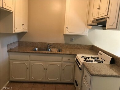 888 N Palm Ave unit 4, Upland, CA 91786 - photo 5