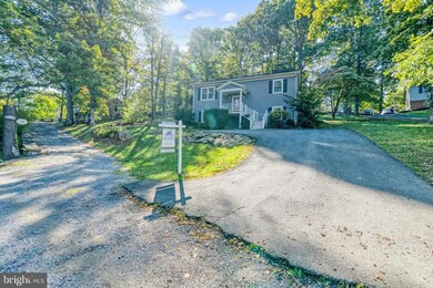 35759 Hayman Ln, Round Hill, VA 20141 - photo 3