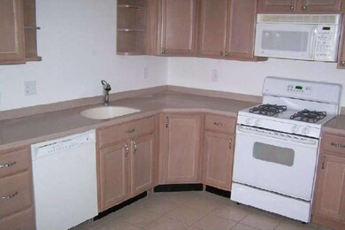 1051 Market St, Gloucester City, NJ 08030 - photo 4