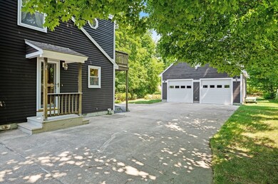 9 Maple St, Upton, MA 01568 - photo 3