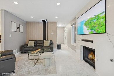 539 Willowcreek Ct unit 317, Clarendon Hills, IL 60514 - photo 6