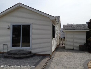 16 Amy Dr, Manahawkin, NJ 08050 - photo 2