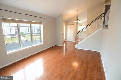 2416 Yarmouth Ln, Crofton, MD 21114 - photo 5