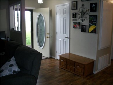 2903 Franklin Dr, Shawnee, OK 74804 - photo 2