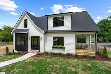 710 N Main St, Greer, SC 29651 - photo 3