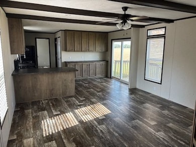 2129 Cupcake Private Cir, Erath, LA 70533 - photo 3