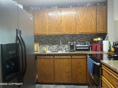 607 Copperbush Ct unit 607, Anchorage, AK 99518 - photo 4