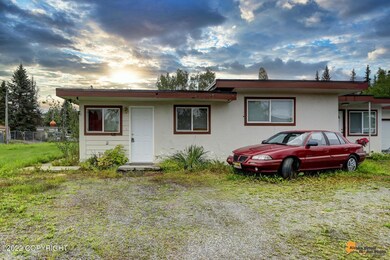 830 W 21st Ave, Anchorage, AK 99503 - photo 3