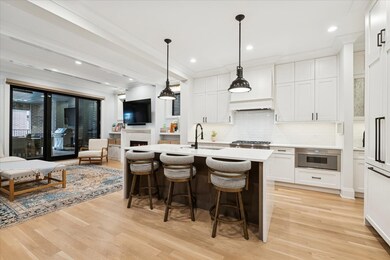 2727 N Kenmore Ave unit 1, Chicago, IL 60614 - photo 7