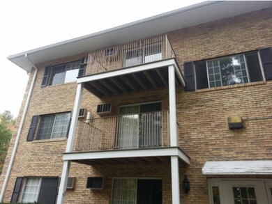 379 Huse Rd unit 27, Manchester, NH 03103 - photo 2