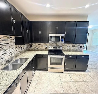 2412 Seven Oaks Dr, Saint Cloud, FL 34772 - photo 2