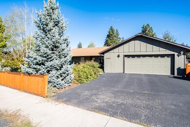 61442 Brookswood Blvd, Bend, OR 97702 - photo 2